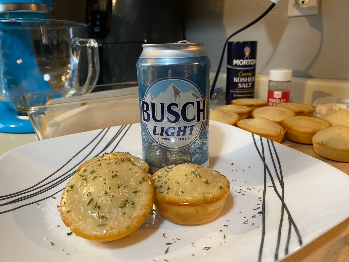 My Midwest Kitchen: Busch Light&nbsp;Bread